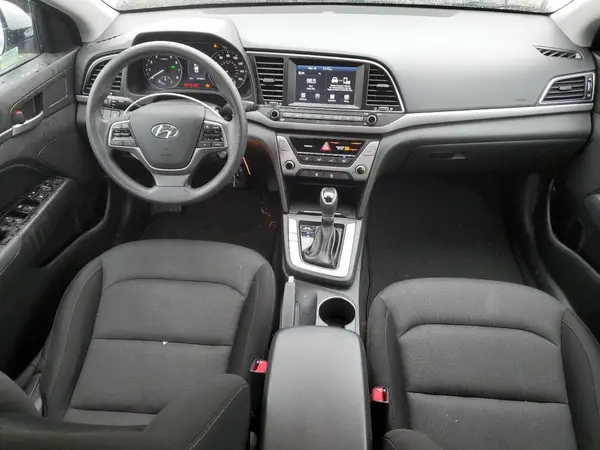 KMHD84LF8JU475564 2018 HYUNDAI ELANTRA - Image 8