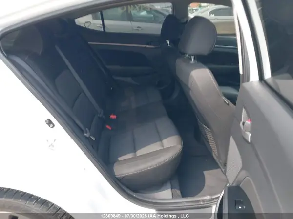 KMHD84LF8JU480912 2018 HYUNDAI ELANTRA - Image 8