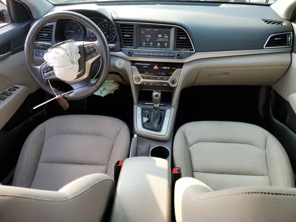 KMHD84LF8JU492123 2018 HYUNDAI ELANTRA - Image 8