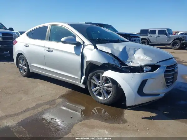 KMHD84LF8JU493465 2018 HYUNDAI ELANTRA - Image 1