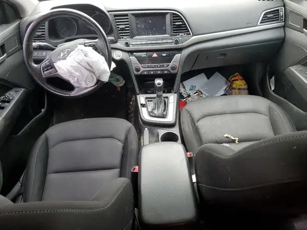 KMHD84LF8JU511950 2018 HYUNDAI ELANTRA - Image 8