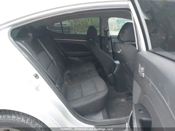 KMHD84LF8JU516680 2018 HYUNDAI ELANTRA - Image 8