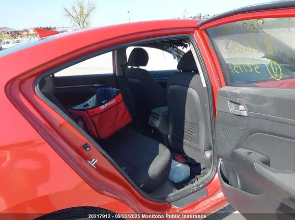 KMHD84LF8JU521751 2018 HYUNDAI ELANTRA - Image 8