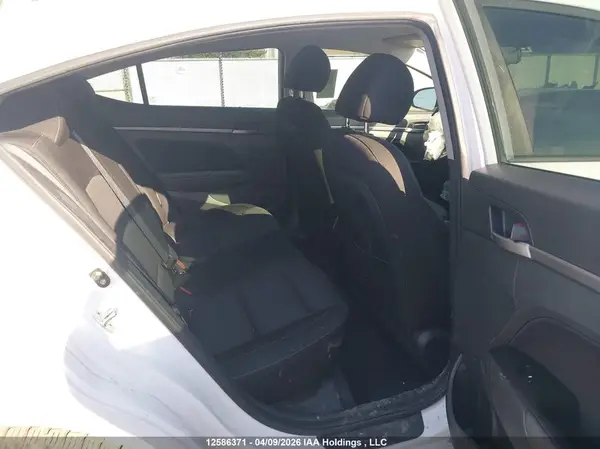 KMHD84LF8JU522608 2018 HYUNDAI ELANTRA - Image 8
