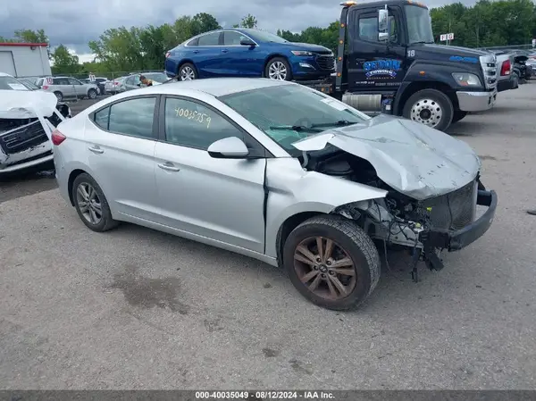 KMHD84LF8JU523337 2018 HYUNDAI ELANTRA - Image 1