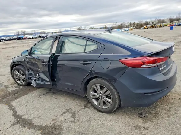 KMHD84LF8JU526089 2018 HYUNDAI ELANTRA - Image 2