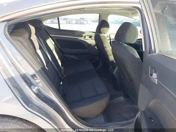 KMHD84LF8JU529199 2018 HYUNDAI ELANTRA - Image 8