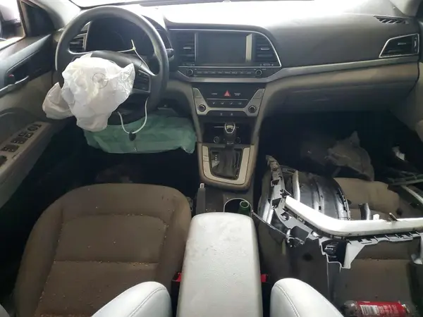 KMHD84LF8JU537187 2018 HYUNDAI ELANTRA - Image 8
