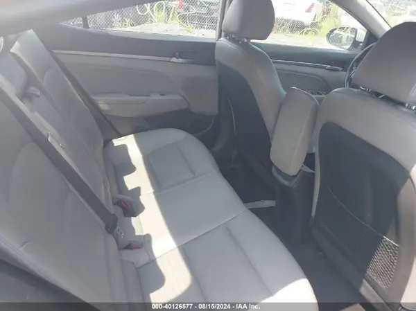 KMHD84LF8JU545192 2018 HYUNDAI ELANTRA - Image 8