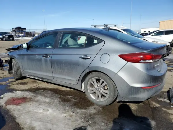 KMHD84LF8JU556368 2018 HYUNDAI ELANTRA - Image 2