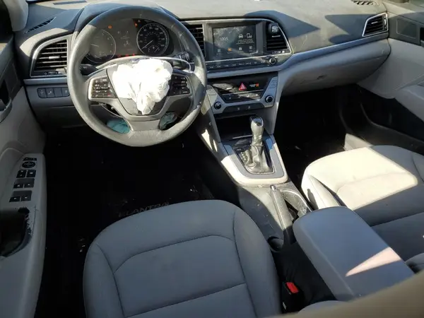 KMHD84LF8JU556368 2018 HYUNDAI ELANTRA - Image 8