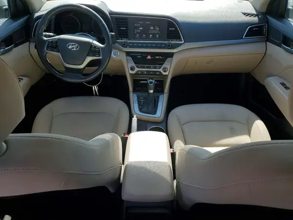 KMHD84LF8JU575728 2018 HYUNDAI ELANTRA - Image 8