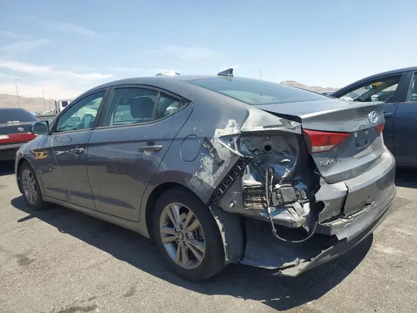 KMHD84LF8JU580072 2018 HYUNDAI ELANTRA - Image 2