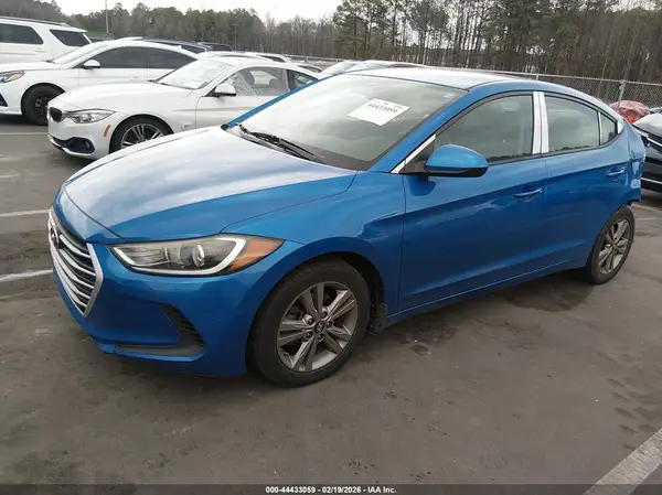 KMHD84LF8JU591377 2018 HYUNDAI ELANTRA - Image 2