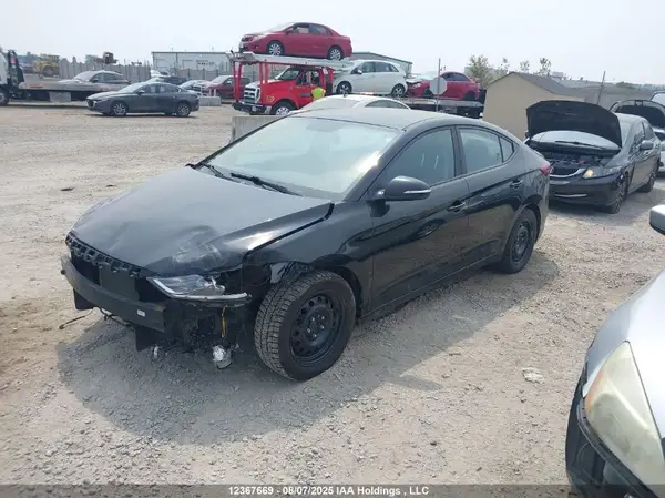 KMHD84LF8JU592755 2018 HYUNDAI ELANTRA - Image 2