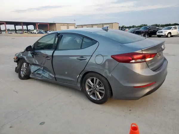KMHD84LF8JU596210 2018 HYUNDAI ELANTRA - Image 2
