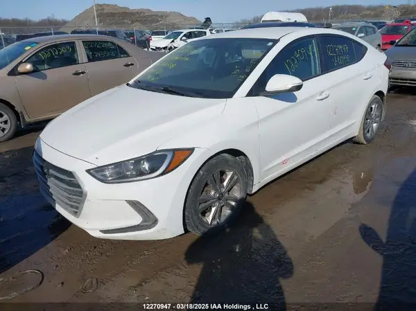 KMHD84LF8JU601938 2018 HYUNDAI ELANTRA - Image 2