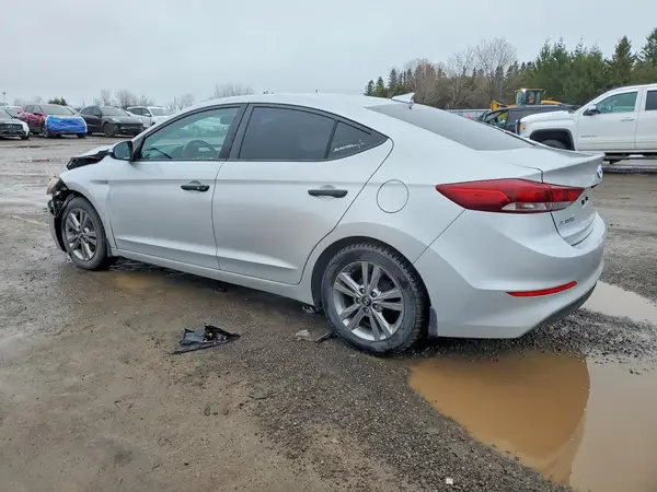 KMHD84LF8JU605892 2018 HYUNDAI ELANTRA - Image 2
