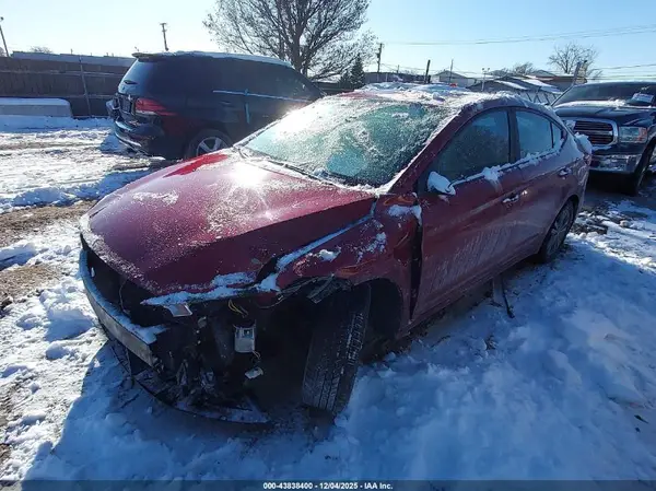 KMHD84LF8JU606637 2018 HYUNDAI ELANTRA - Image 2