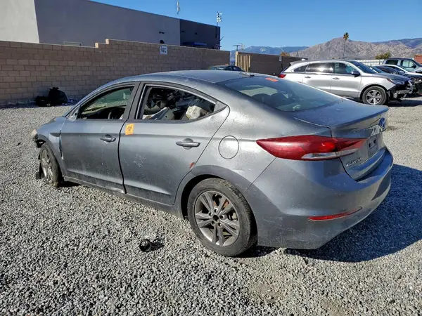 KMHD84LF8JU608548 2018 HYUNDAI ELANTRA - Image 2
