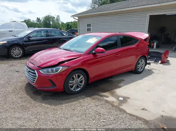 KMHD84LF8JU612082 2018 HYUNDAI ELANTRA - Image 2