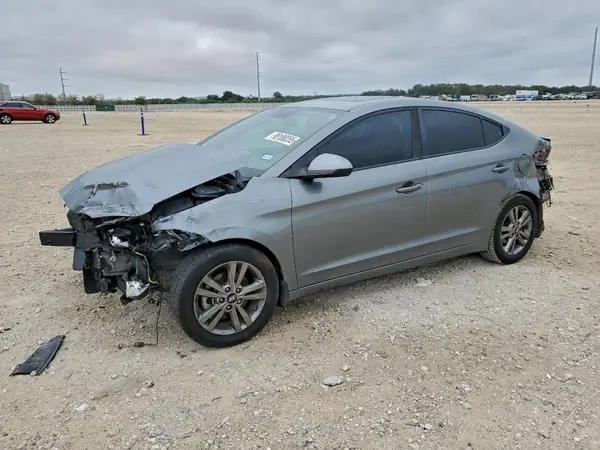 KMHD84LF8JU638021 2018 HYUNDAI ELANTRA - Image 1