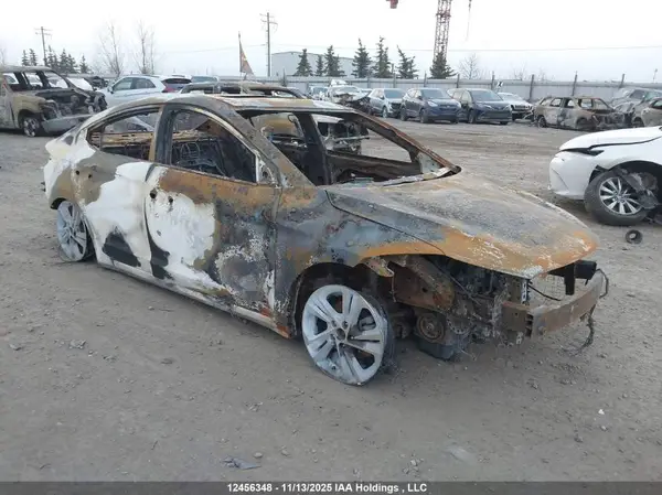 KMHD84LF8JU638942 2018 HYUNDAI ELANTRA - Image 1