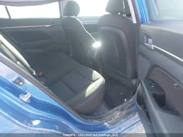 KMHD84LF8JU640898 2018 HYUNDAI ELANTRA - Image 8