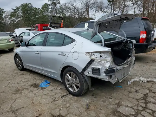KMHD84LF8JU646152 2018 HYUNDAI ELANTRA - Image 2