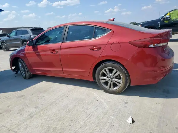 KMHD84LF8JU647947 2018 HYUNDAI ELANTRA - Image 2