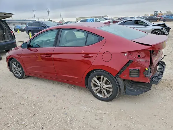 KMHD84LF8JU656695 2018 HYUNDAI ELANTRA - Image 2