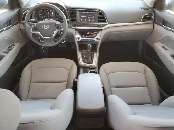KMHD84LF8JU665669 2018 HYUNDAI ELANTRA - Image 8