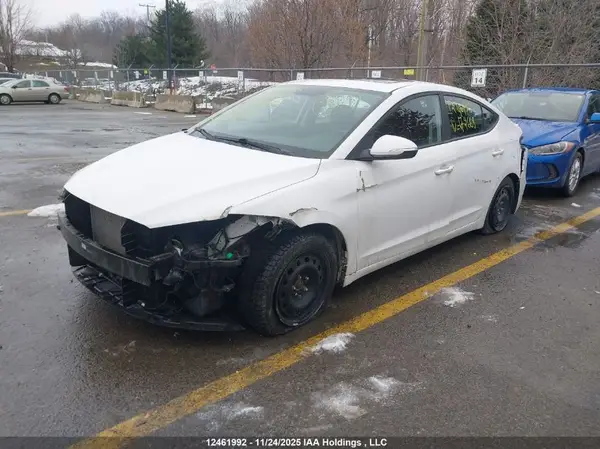 KMHD84LF8JU672668 2018 HYUNDAI ELANTRA - Image 2