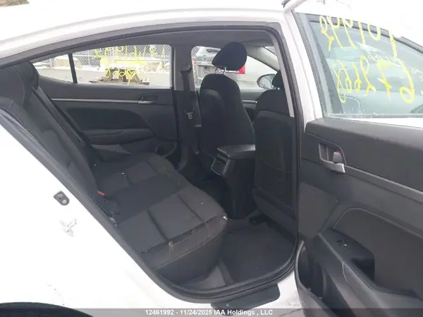 KMHD84LF8JU672668 2018 HYUNDAI ELANTRA - Image 8