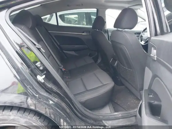 KMHD84LF8JU672931 2018 HYUNDAI ELANTRA - Image 8