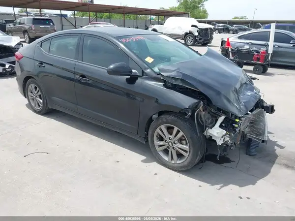 KMHD84LF8JU679071 2018 HYUNDAI ELANTRA - Image 1
