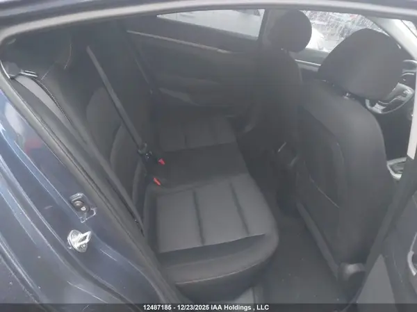 KMHD84LF8JU680124 2018 HYUNDAI ELANTRA - Image 8