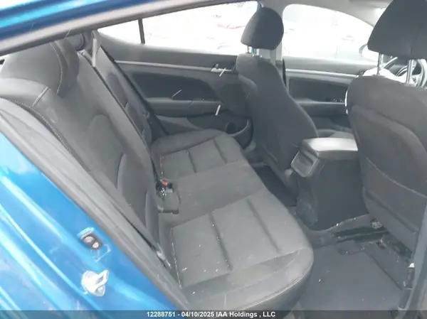 KMHD84LF8JU698011 2018 HYUNDAI ELANTRA - Image 8