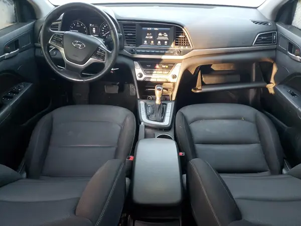 KMHD84LF8JU699188 2018 HYUNDAI ELANTRA - Image 8