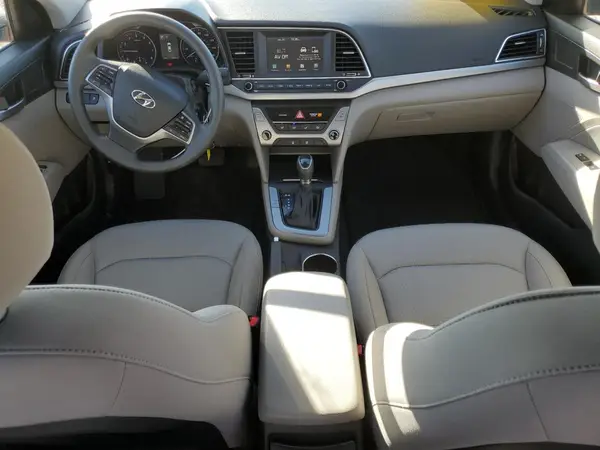 KMHD84LF8JU704888 2018 HYUNDAI ELANTRA - Image 8