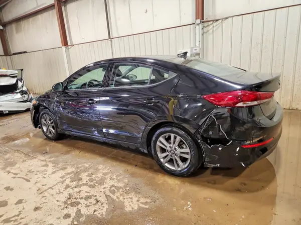 KMHD84LF8JU704986 2018 HYUNDAI ELANTRA - Image 2