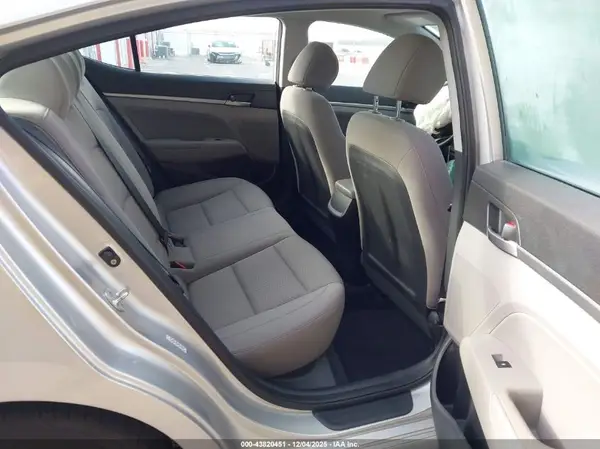 KMHD84LF8KU741845 2019 HYUNDAI ELANTRA - Image 8
