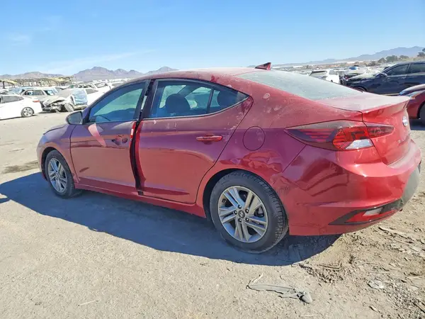 KMHD84LF8KU745913 2019 HYUNDAI ELANTRA - Image 2