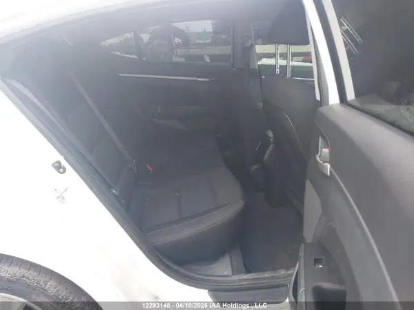 KMHD84LF8KU750027 2019 HYUNDAI ELANTRA - Image 8