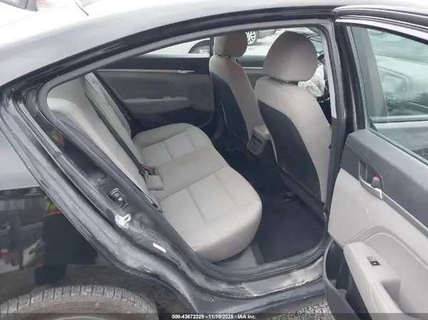 KMHD84LF8KU779642 2019 HYUNDAI ELANTRA - Image 8