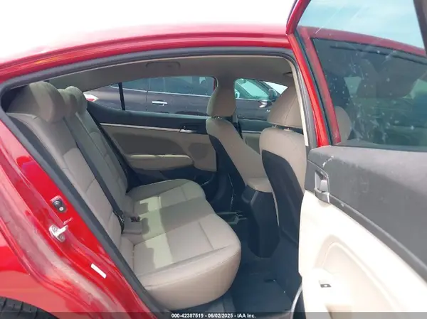 KMHD84LF8KU793959 2019 HYUNDAI ELANTRA - Image 8