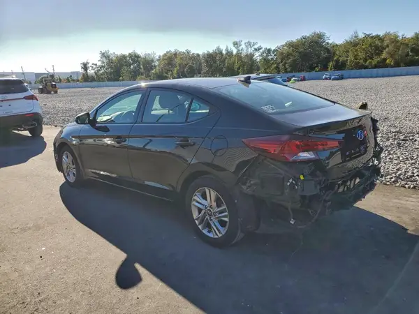 KMHD84LF8KU799812 2019 HYUNDAI ELANTRA - Image 2