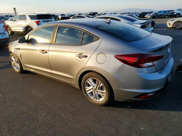KMHD84LF8KU805933 2019 HYUNDAI ELANTRA - Image 2