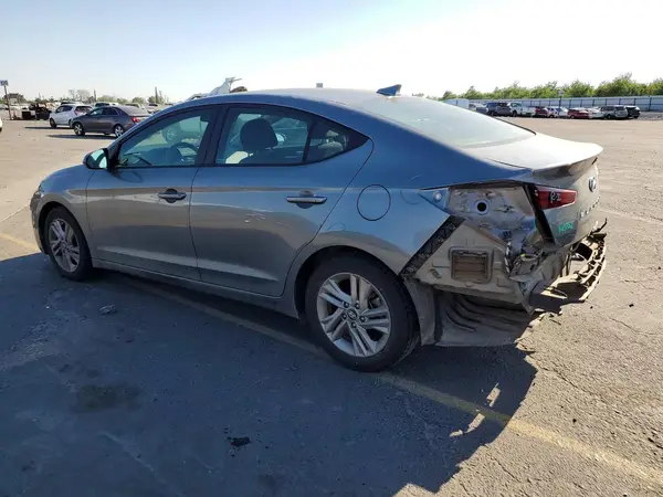 KMHD84LF8KU812476 2019 HYUNDAI ELANTRA - Image 2
