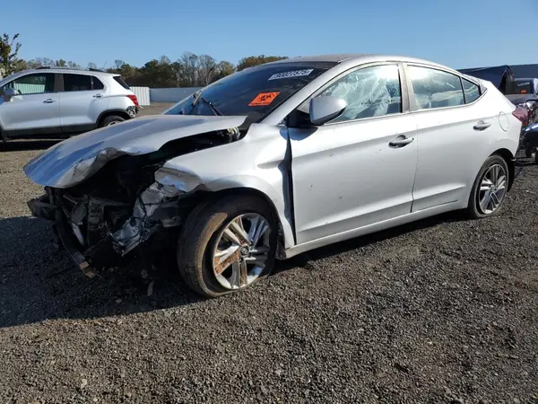 KMHD84LF8KU815796 2019 HYUNDAI ELANTRA - Image 1